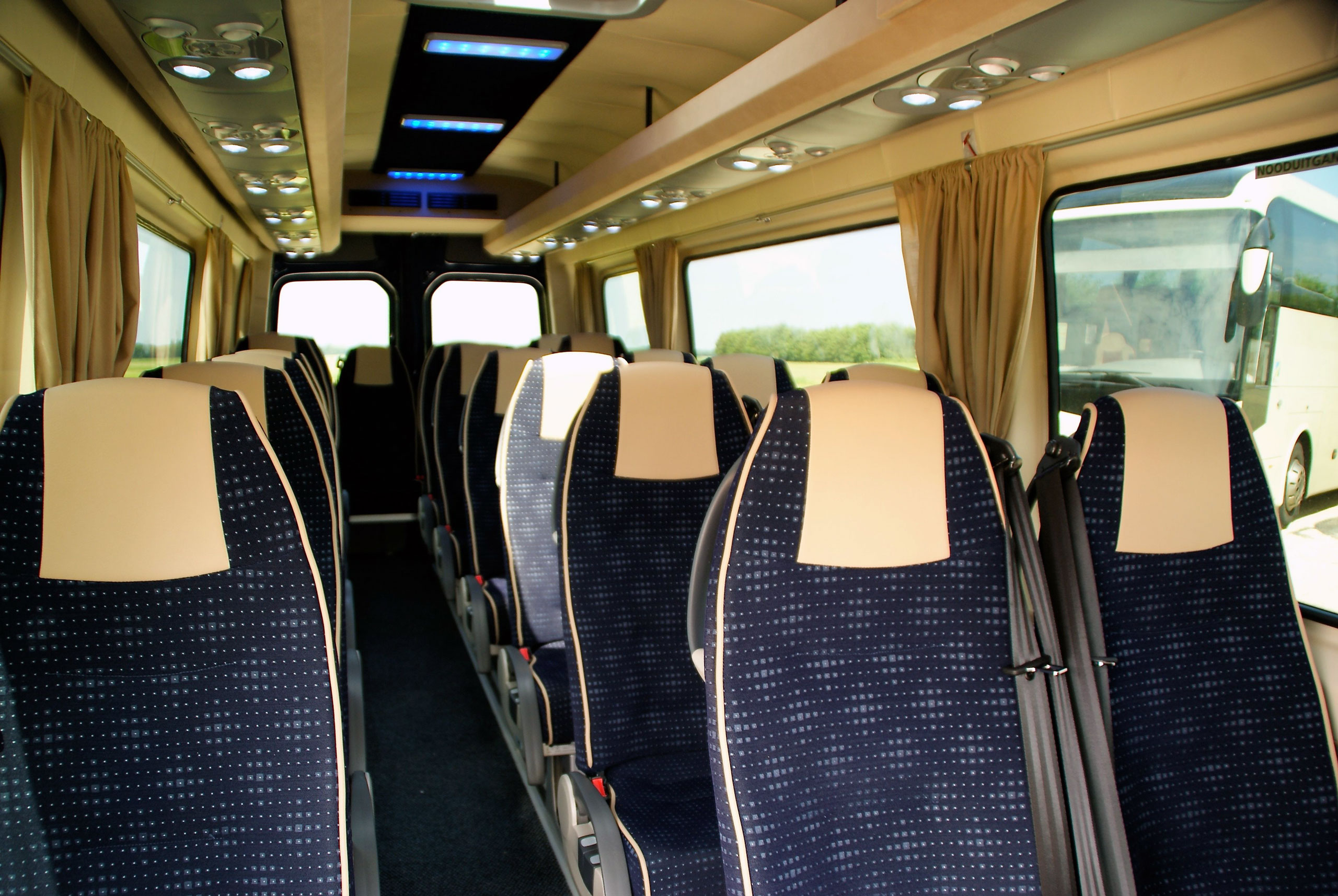 interieur-minibus interieur-minibus